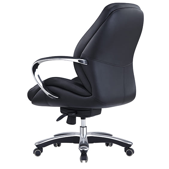 MAGNUM - Premium Black Leather Executive Chair